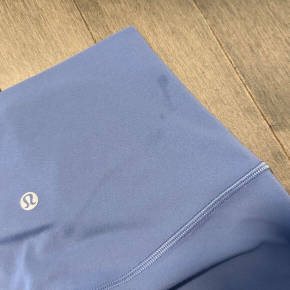 Lululemon Align Super High Rise Legging Size 6 28" - Picture 3 of 3
